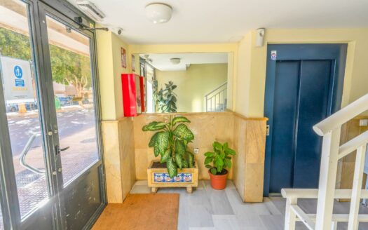 EXP06110, Se vende piso de 3 dorm y 2 baños con terraza vistas mar en La Gangosa, Vicar, ALMERIA