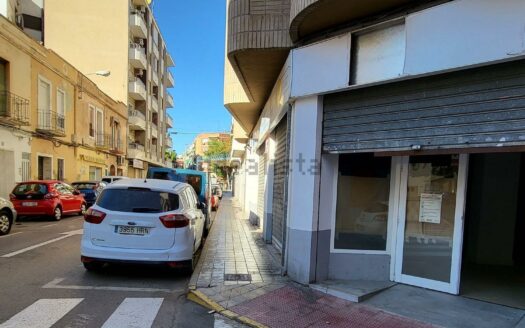 EXP06942, Local en venta en calle Rodrigo Botet, 6, Manises, VALENCIA