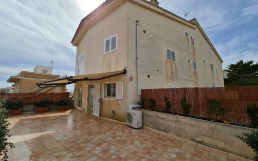 EXP08552, Apartamento con terraza en venta en la playa de Ses Covetes, Campos, BALEARES