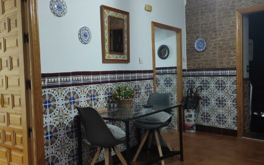 EXP08680, Gran Casa en Entorno de la Plaza San Pedro, Córdoba, CORDOBA