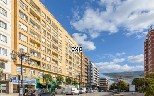 EXP08666, Piso exclusivo en Buenavista, Oviedo con una ubicación inmejorable., Oviedo, ASTURIAS