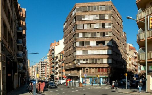 EXP12821, Este gran piso de 149 m2 en pleno centro de LLeida puede ser tuyo., Lleida, LLEIDA